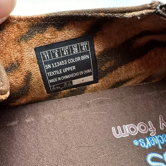 Bob’s Memory Foam slip On shoes size 11 - Picture 7 of 8